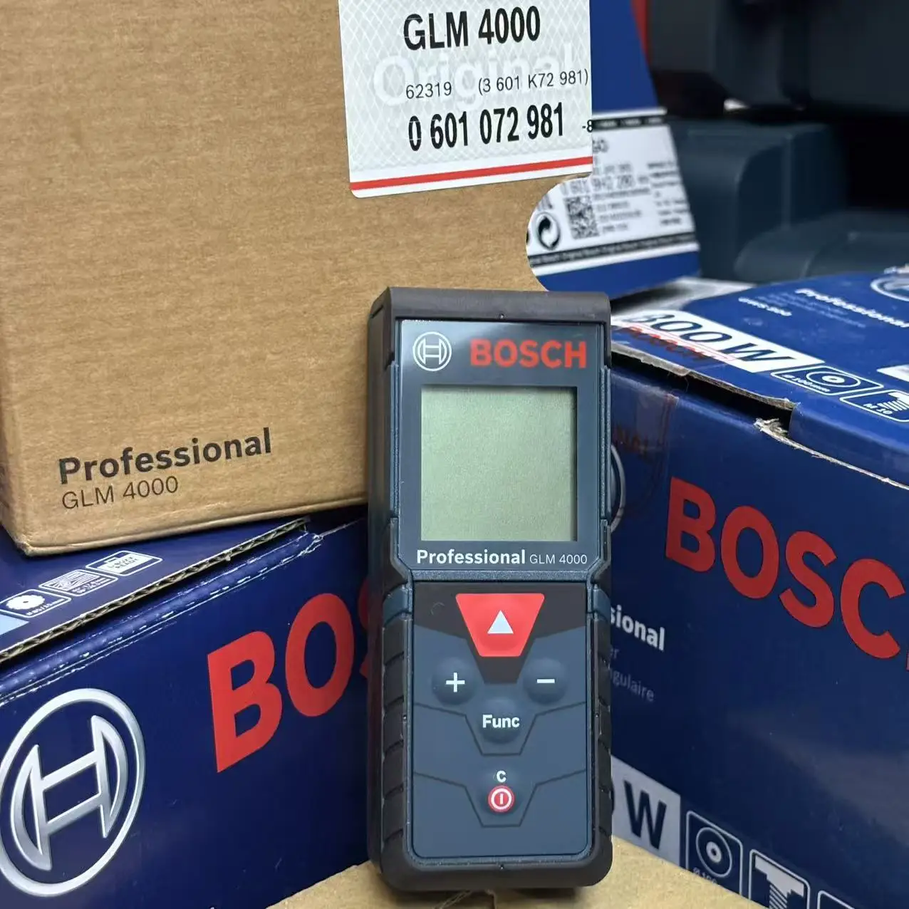 BOSCH GLM 4000 Laser Range Fin - đánh giá và giá Laser Distance Measure